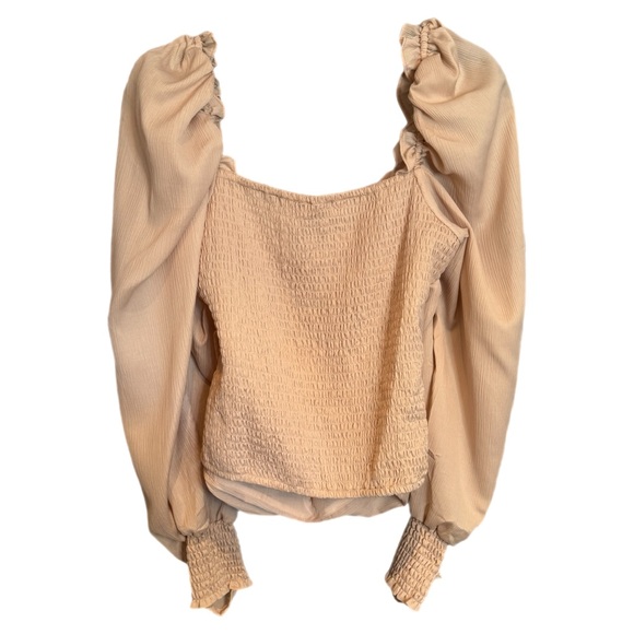 ASTR The Label Puff Sleeve Square Neck Top Sz M Blush Smocked Coquette Romantic - Picture 4 of 16